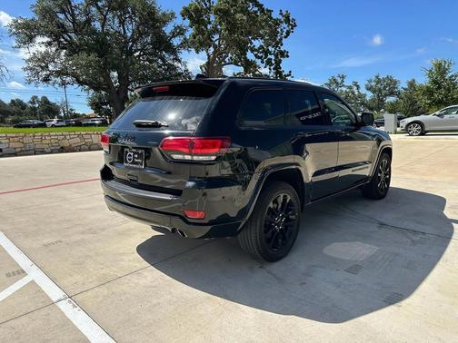 2021 Jeep Grand Cherokee Laredo