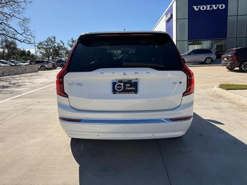 2026 Volvo XC90 Ultra, B6 AWD Gas (mild hybrid), Gasoline, Bright, 7 Seats