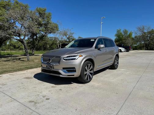 2024 Volvo XC90 Recharge Plug-In Hybrid T8 Plus 6-Seater