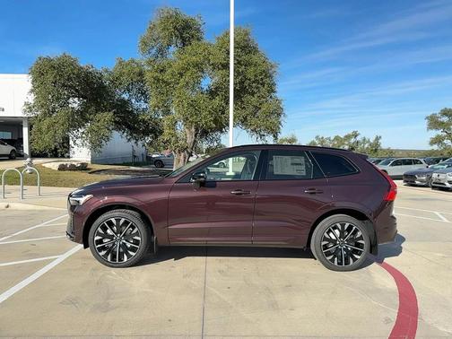 2026 Volvo XC60 B5 Ultra