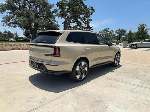 2025 Volvo EX90 Ultra, Twin Motor, Fully electric, 7 Seats