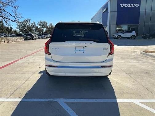 2025 Volvo XC90 B6 Ultra