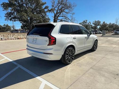 2025 Volvo XC90 B6 Ultra