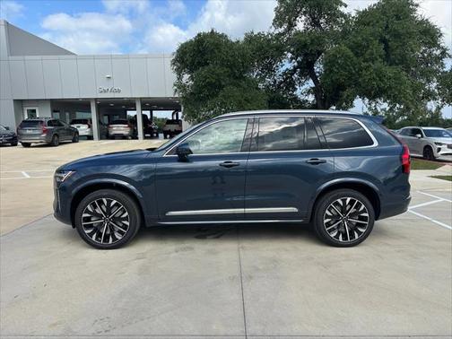 2026 Volvo XC90 B6 Plus 7-Seater