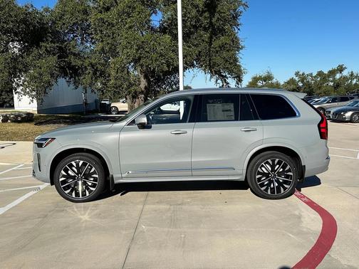 2026 Volvo XC90 B5 Ultra 7-Seater