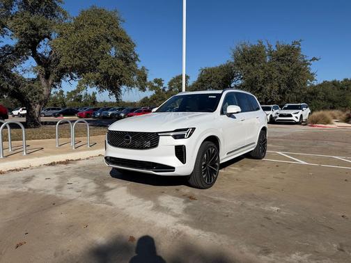 Crystal White 2026 Volvo XC90 B6 Ultra 7-Seater