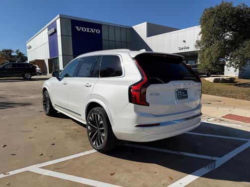 2026 Volvo XC90 B6 Ultra 7-Seater