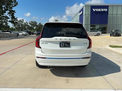 2026 Volvo XC90 B6 Ultra 7-Seater