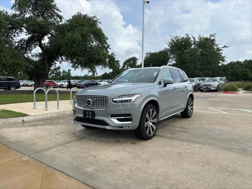 2025 Volvo XC90 B6 Ultra