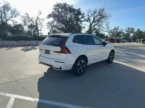 2026 Volvo XC60 B5 Core