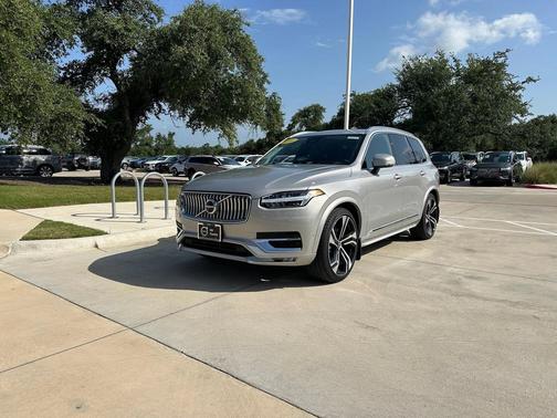 2025 Volvo XC90 B6 Ultra