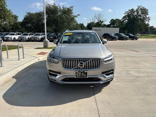 2025 Volvo XC90 B6 Ultra