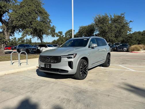 2026 Volvo XC90 B6 Plus 7-Seater