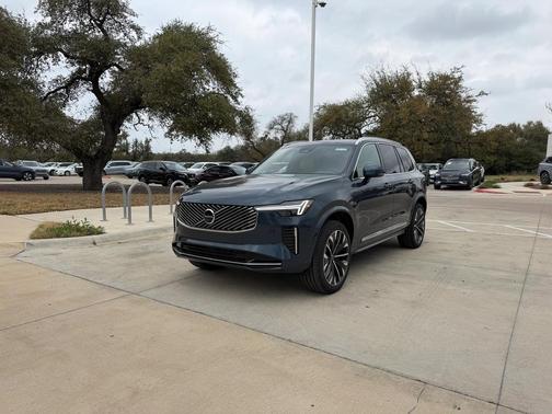2026 Volvo XC90 Plus, B6 AWD Gas (mild hybrid), Gasoline, Bright, 7 Seats