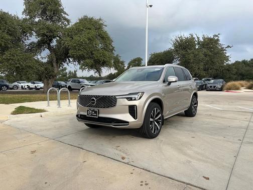 2026 Volvo XC90 B5 Core