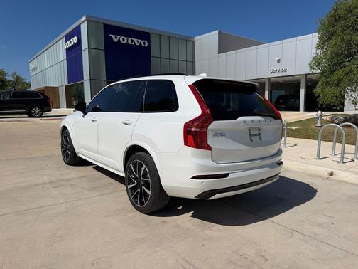 2023 Volvo XC90 Recharge Plug-In Hybrid T8 Plus Dark Theme 7-Seater