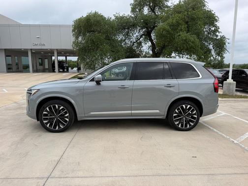 2026 Volvo XC90 Plus, B6 AWD Gas (mild hybrid), Gasoline, Bright, 7 Seats