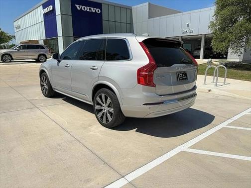 2024 Volvo XC90 Recharge Plug-In Hybrid T8 Ultimate Bright Theme 7-Seater