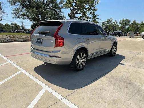 2024 Volvo XC90 Recharge Plug-In Hybrid T8 Ultimate Bright Theme 7-Seater