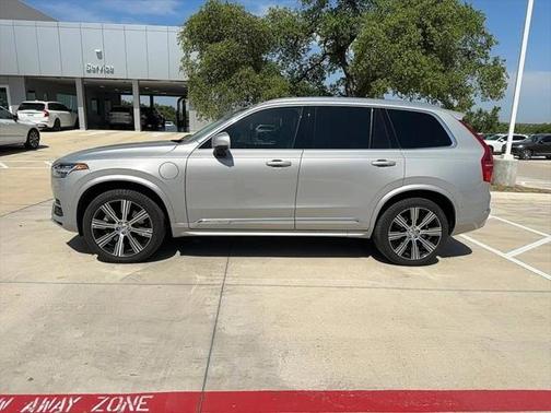 2024 Volvo XC90 Recharge Plug-In Hybrid T8 Ultimate Bright Theme 7-Seater