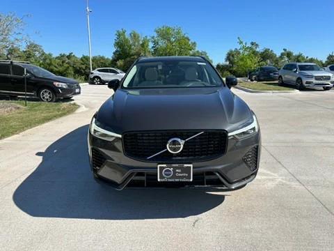 2024 Volvo XC60 Recharge Plug-In Hybrid T8 Plus Dark Theme