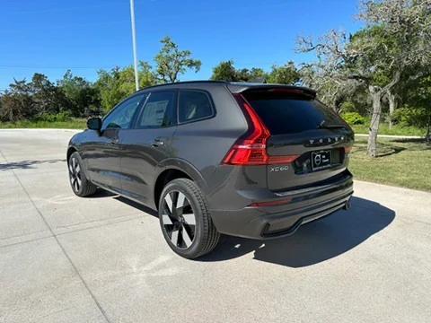 2024 Volvo XC60 Recharge Plug-In Hybrid T8 Plus Dark Theme