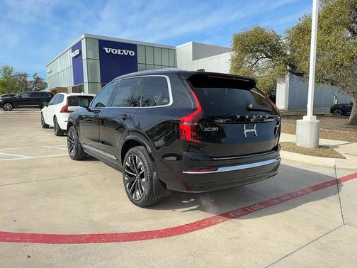 Onyx Black Metallic 2026 Volvo XC90 Plug-In Hybrid Plus, T8 AWD, Electric/Gasoline, Bright, 7 Seats