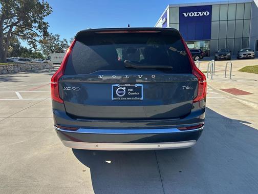 2022 Volvo XC90 T6 Inscription