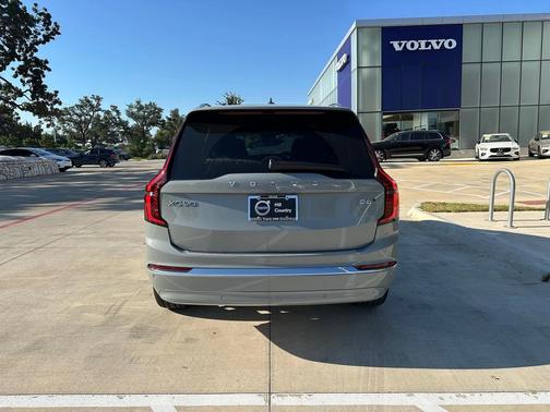 2026 Volvo XC90 B6 Plus 7-Seater