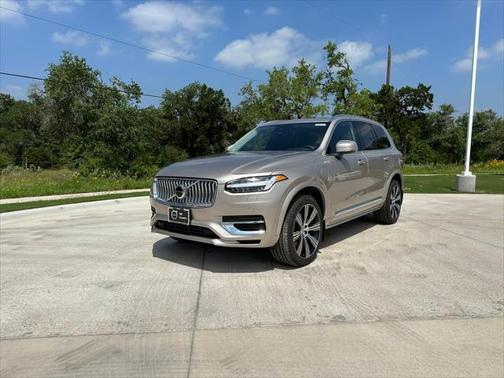 2024 Volvo XC90 Recharge Plug-In Hybrid T8 Plus Bright Theme 7-Seater