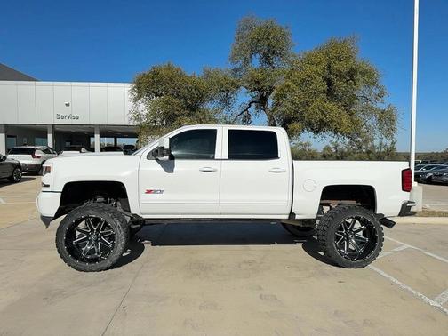 2017 Chevrolet Silverado 1500 2LT