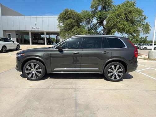 2022 Volvo XC90 Recharge Plug-In Hybrid T8 Inscription 7 Passenger
