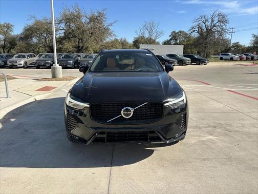 2025 Volvo XC60 B5 Ultra