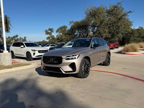 2026 Volvo XC60 Plug-In Hybrid Ultra, T8 AWD Electric/Gasoline, Dark