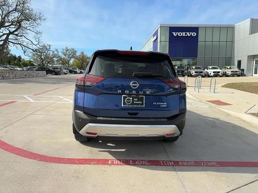 2023 Nissan Rogue Platinum