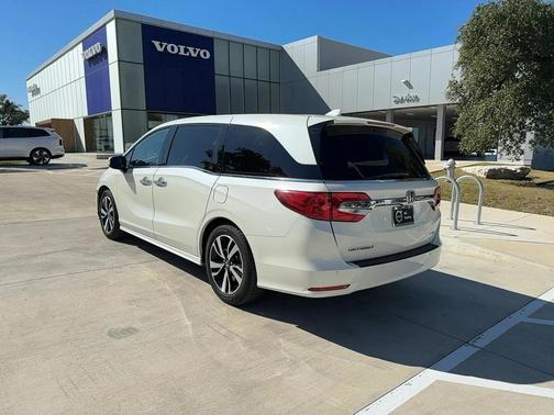 2018 Honda Odyssey Elite