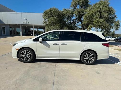 2018 Honda Odyssey Elite