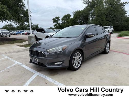 Magnetic 2015 Ford Focus SE
