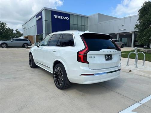 2026 Volvo XC90 B6 Plus 7-Seater