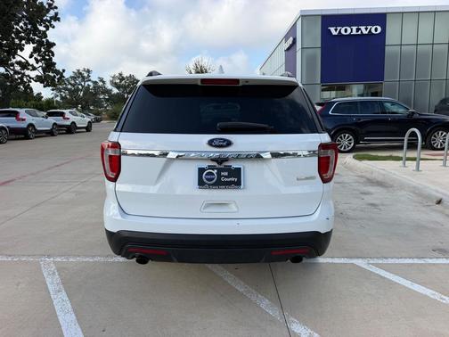 Oxford White 2016 Ford Explorer Base