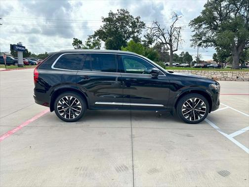 2026 Volvo XC90 B5 Ultra 7-Seater