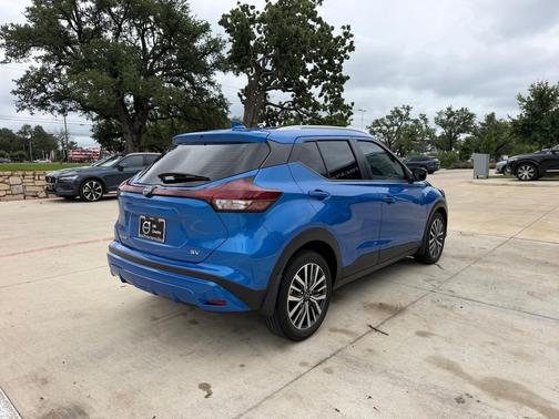 Electric Blue Metallic 2024 Nissan Kicks SV