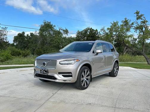 2025 Volvo XC90 B6 Plus 7-Seater