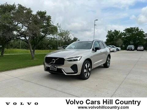 2024 Volvo XC60 Recharge Plug-In Hybrid T8 Plus Dark Theme