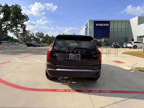 2026 Volvo XC90 B6 Ultra 7-Seater