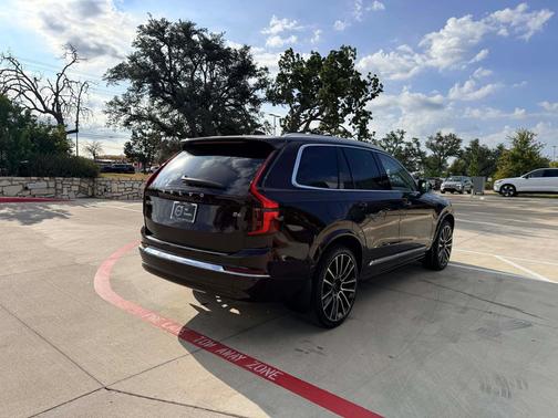 2026 Volvo XC90 B6 Ultra 7-Seater