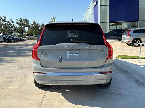 2025 Volvo XC90 Plug-In Hybrid T8 Plus 7-Seater