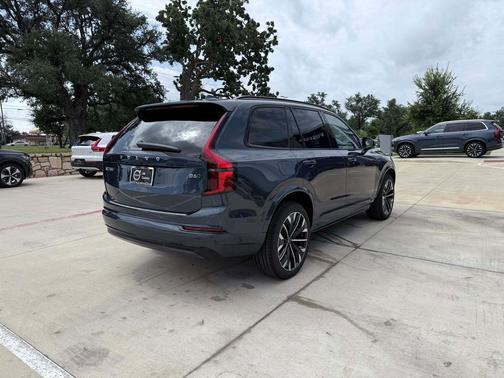 Denim Blue Metallic 2026 Volvo XC90 Ultra Dark Theme, B6 AWD Gas (mild hybrid), Gasoline, 7 Seats