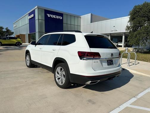 2023 Volkswagen Atlas 3.6L SE w/Technology