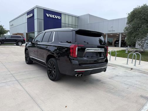 Onyx Black 2022 GMC Yukon Denali